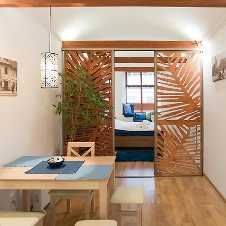 Cozy On Wielopole Street. Apartamento *