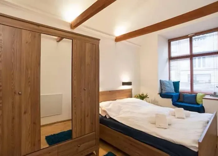 Cozy On Wielopole Street. Apartment *